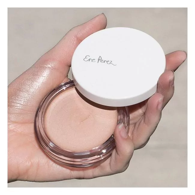 Ere Perez's natural cream highlighter falling star packaging