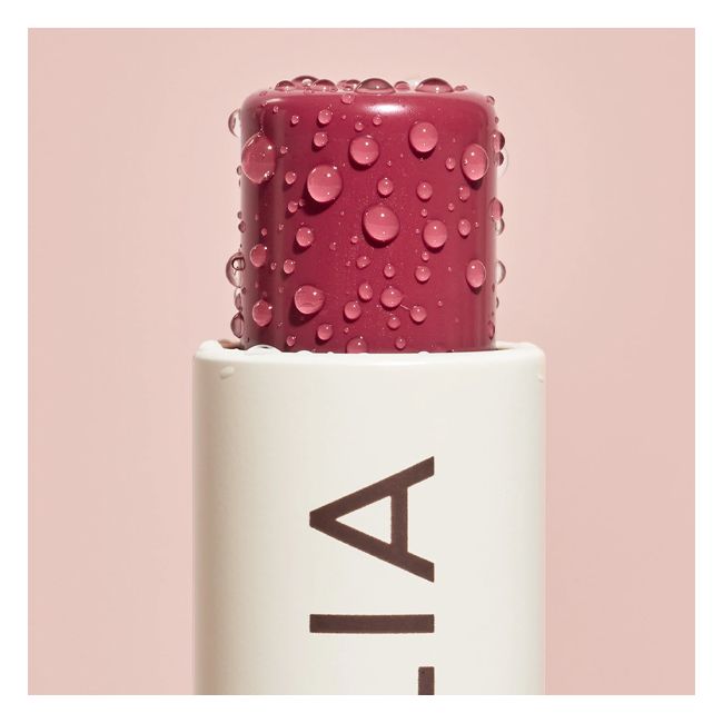 Ilia's Lullaby Balmy Tint tinted lip balm Lifestyle