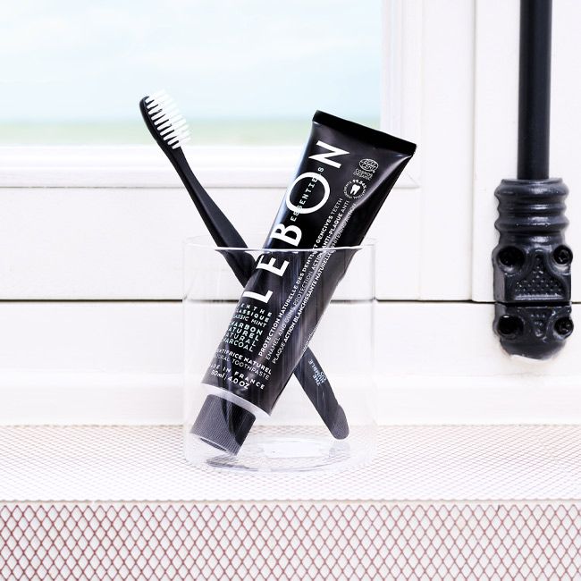 Lebon Essential Toothpaste mint and charcoal treatment