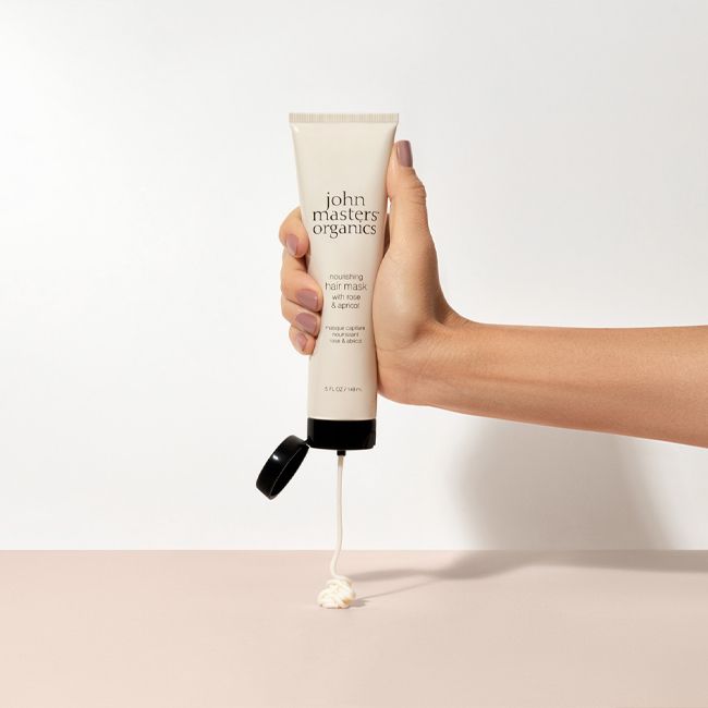 Lait hydratant John Masters Organics Rose et Abricot model