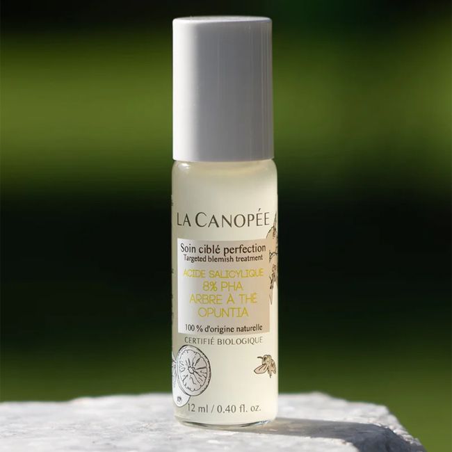 La Canopée's Targeted Blemish Treatment Cosmetic