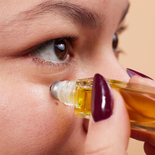 Contour des yeux naturel Précieux Oden Mannequin