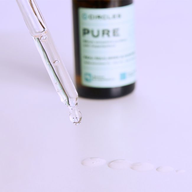 Circles' Pure organic anti-imperfection serum Texture